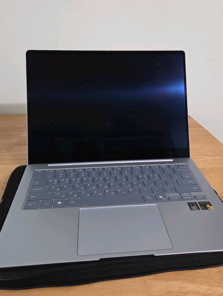 삼성노트북 삼성 갤럭시북4 엣지 NT940XMA-KC01B (14인치) - 안심되는 중고거래
