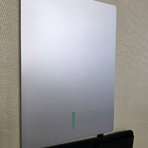 새제품 갤럭시 북4프로 노트북 울트라5 16램 SSD 512GB 이미지