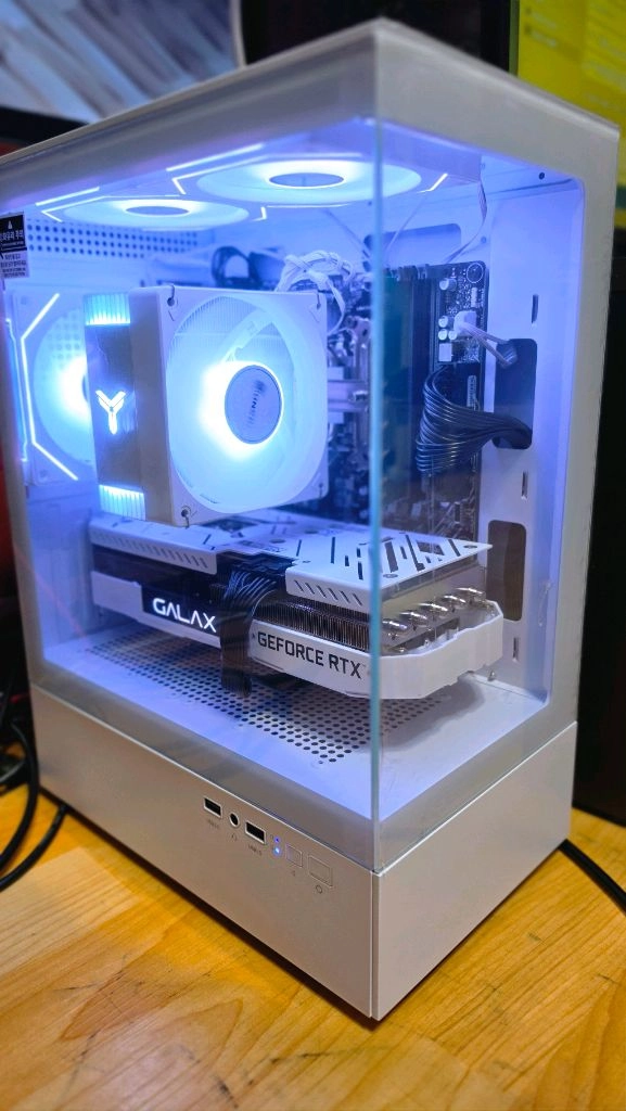라이젠 7500f rtx3070ti 컴퓨터 본체 이미지
