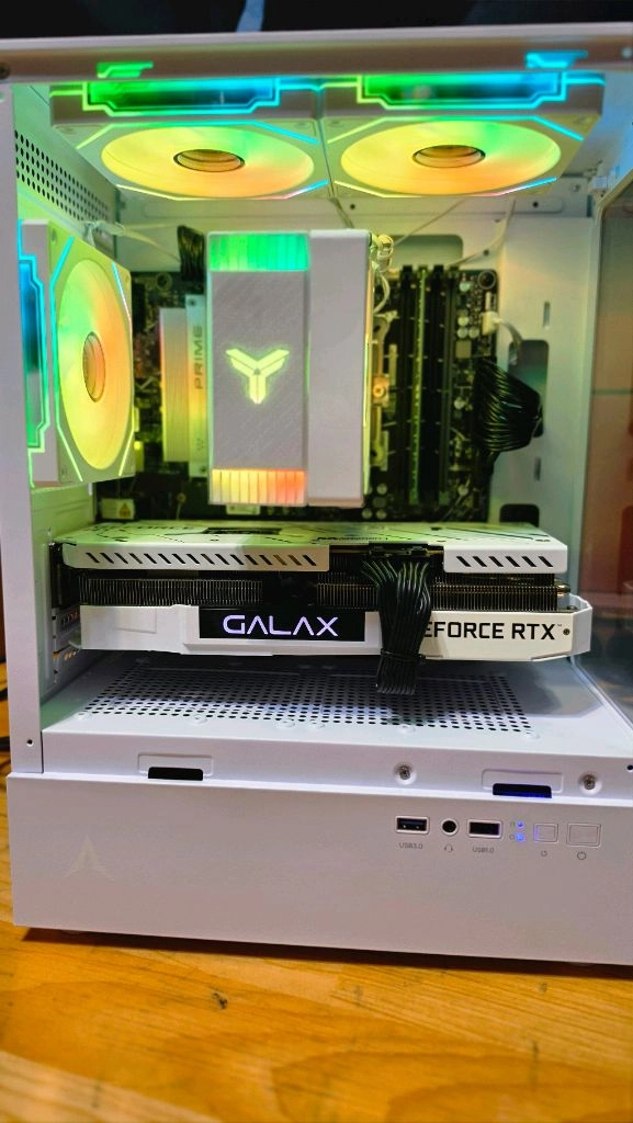 라이젠 7500f rtx3070ti 컴퓨터 본체 이미지