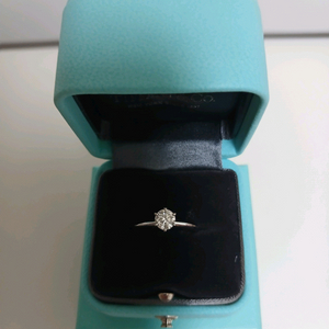 티파니앤코 5.2부 다이아 솔리테어 플래티늄 반지(0.52ct)캐럿 이미지