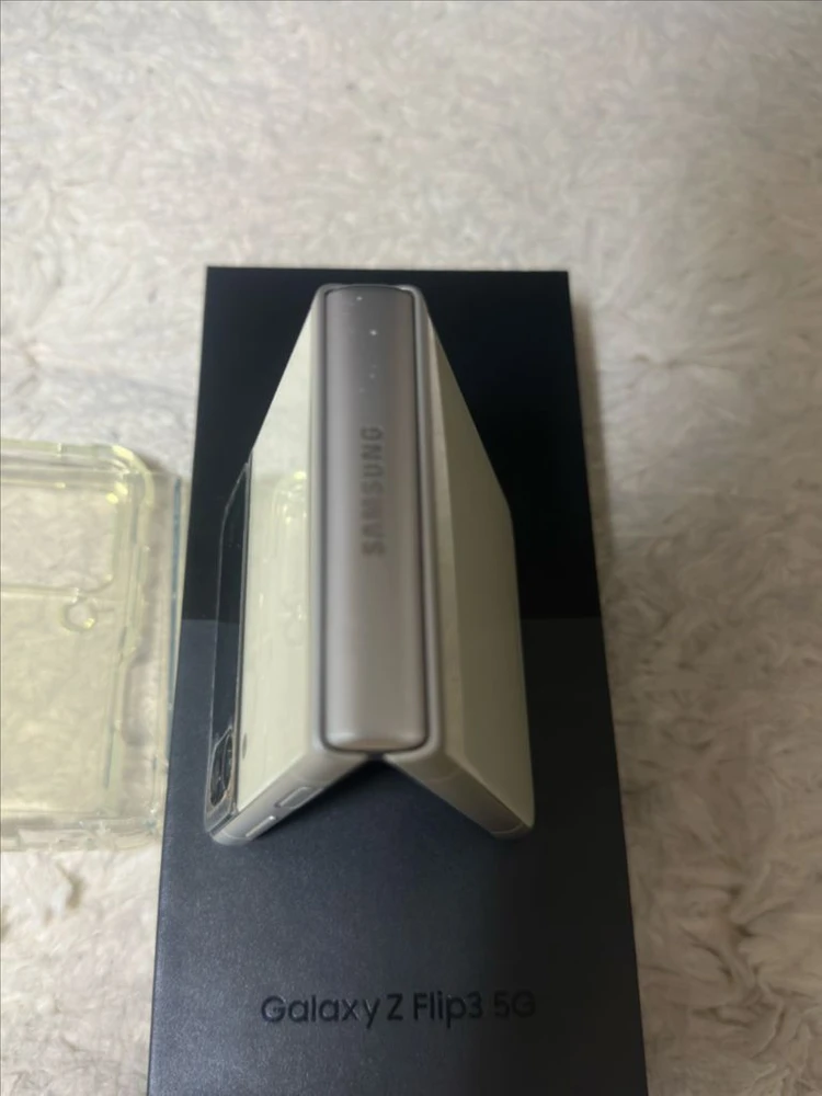 z플립3 256 크림 이미지