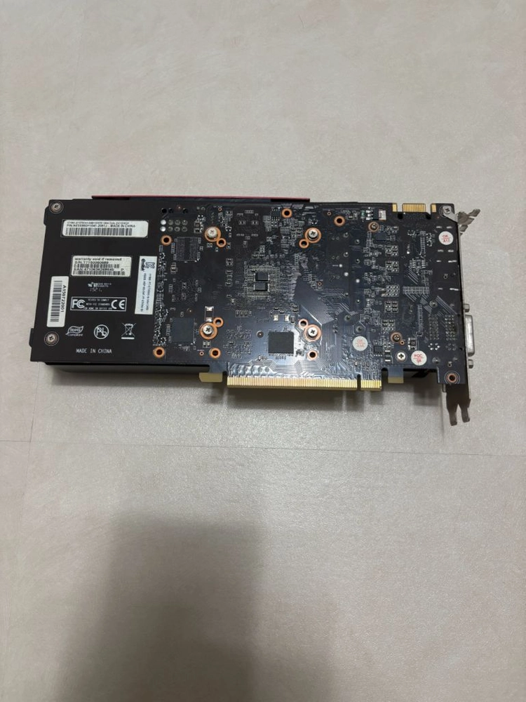 이엠텍 제트스트림 GTX960 2GB 중고 그래픽카드 이미지