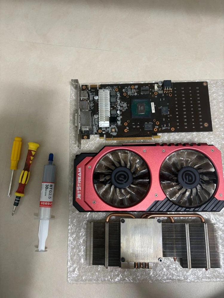 이엠텍 제트스트림 GTX960 2GB 중고 그래픽카드 이미지