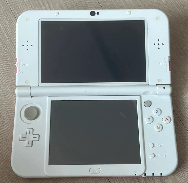 닌텐도 new 3ds LL XL 핑크색 일판 일본판 뉴큰다수 + 닌텐도칩 이미지