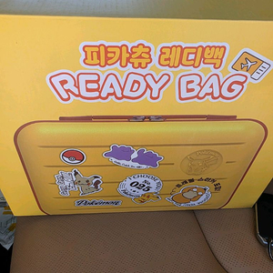피카츄 레디백 이미지