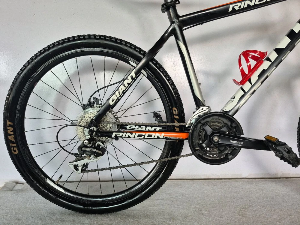 자이언트(Giant)산악자전거(MTB)인 링컨 디스크(Rincon Disc) 이미지