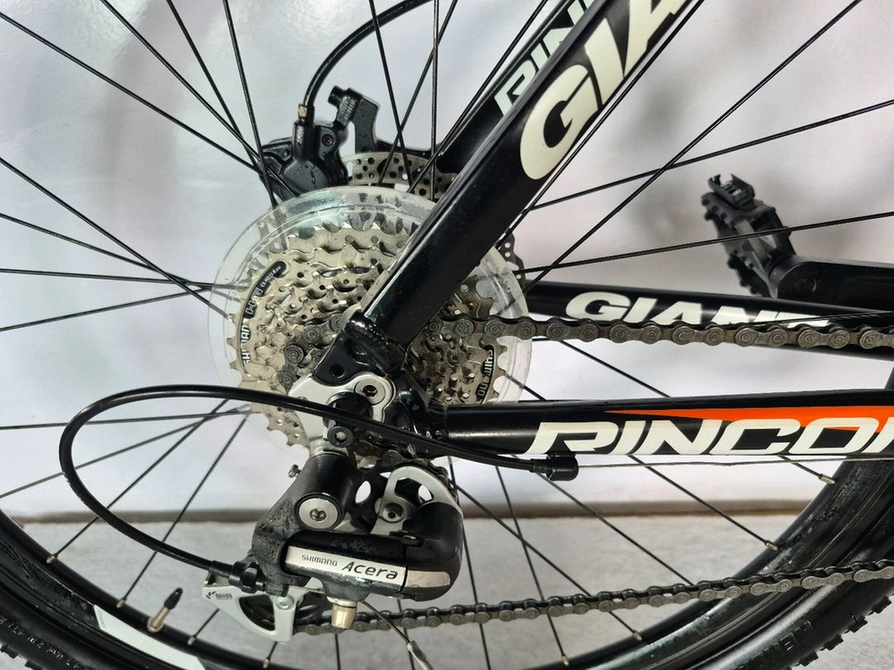 자이언트(Giant)산악자전거(MTB)인 링컨 디스크(Rincon Disc) 이미지