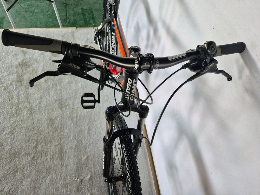 자이언트(Giant)산악자전거(MTB)인 링컨 디스크(Rincon Disc) 이미지