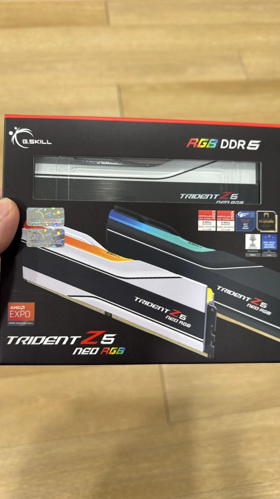 미개봉 지스킬 DDR5-6000 CL30 TRIDENT Z5 NEO RGB 화이트 패키지 64GB(32Gx2) 램 - 안심되는 중고거래