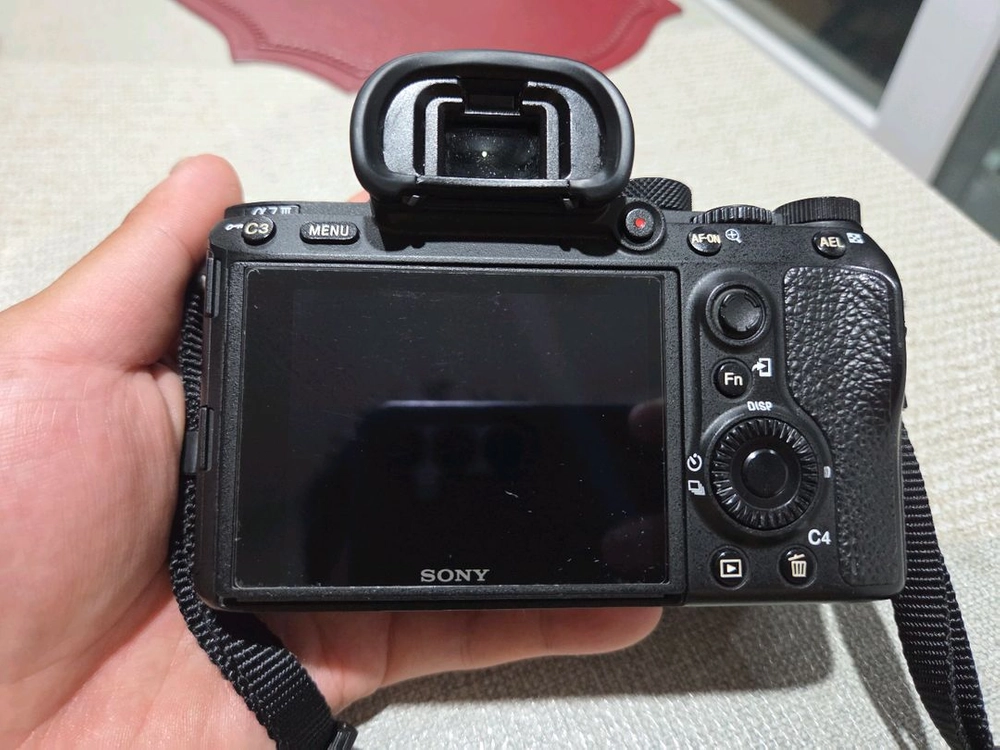 소니 a7m3 이미지