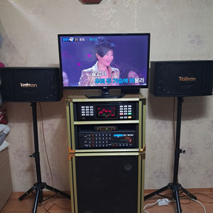 노래방 반주기 세트 이미지