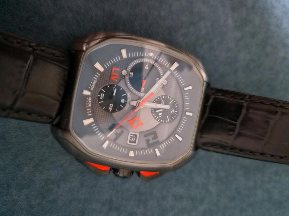 한정판) LIVwatches.com 한정판 오토메틱 시계 - 안심되는 중고거래