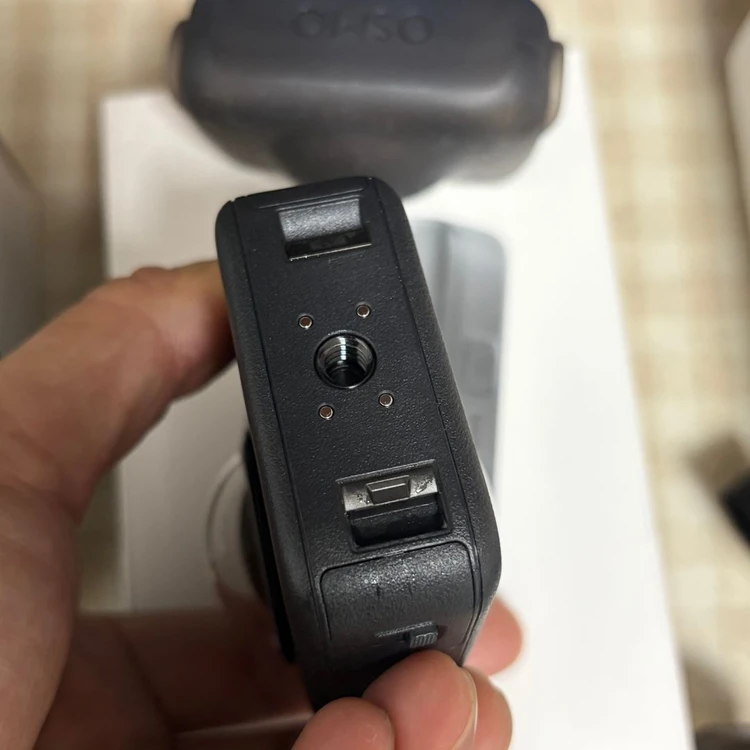 (2년 케어 가입) DJI OSMO 360 모터사이클 멀티 POV 번들 + 3 배터리 충전팩 이미지