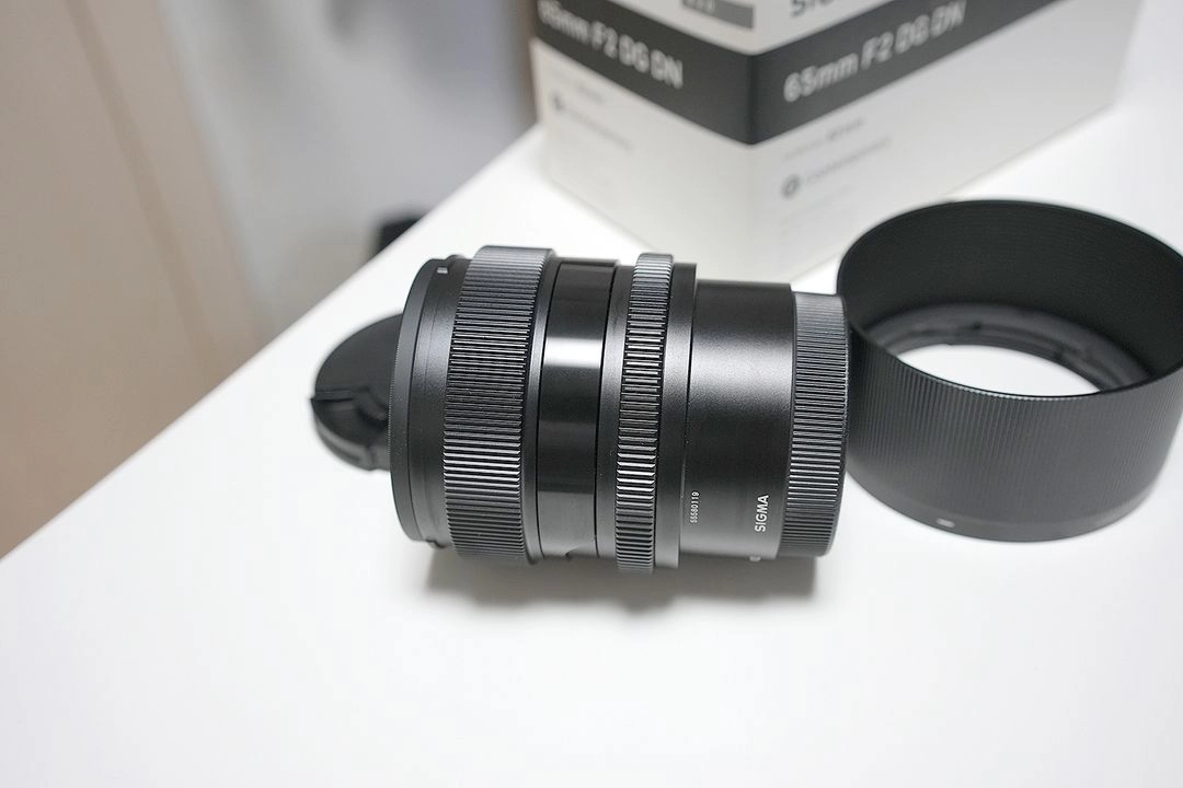 시그마 C 65mm F2 DG DN 소니 FE마운트 이미지