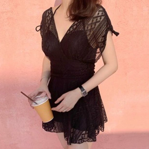 르꼬르망 커버 수영복 이미지