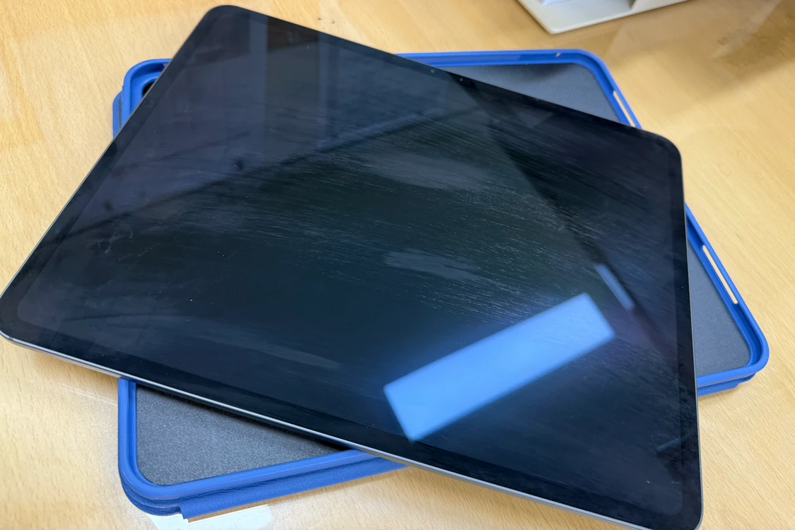 아이패드 프로 13인치 m4 wifi 256g - 안심되는 중고거래