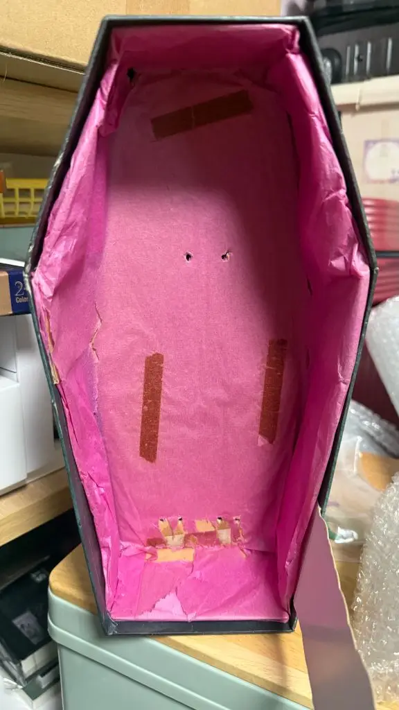 리페인팅 리빙데드돌 이미지
