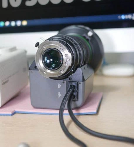 캐논 1:1.4 13배율 3CCD 줌렌즈 이미지