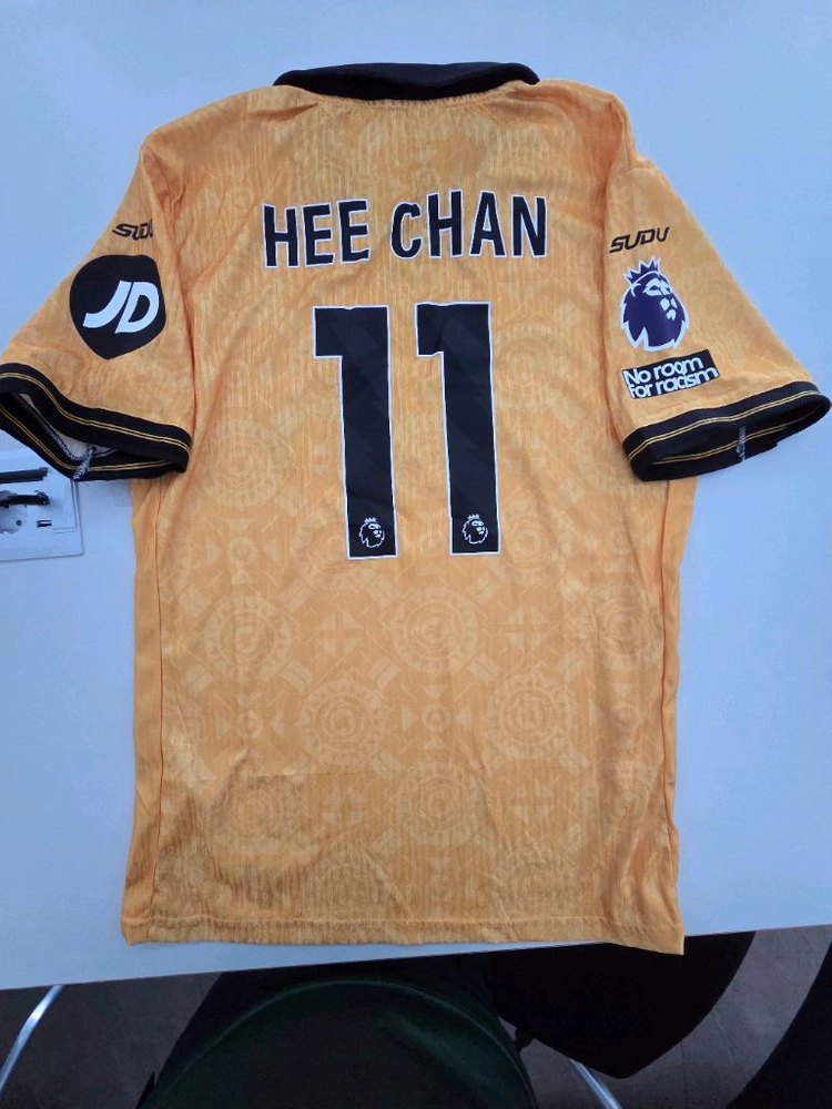 축구유니폼 파케타.희찬 레트로 호나우두.칸토나.나카타 팝니다 이미지