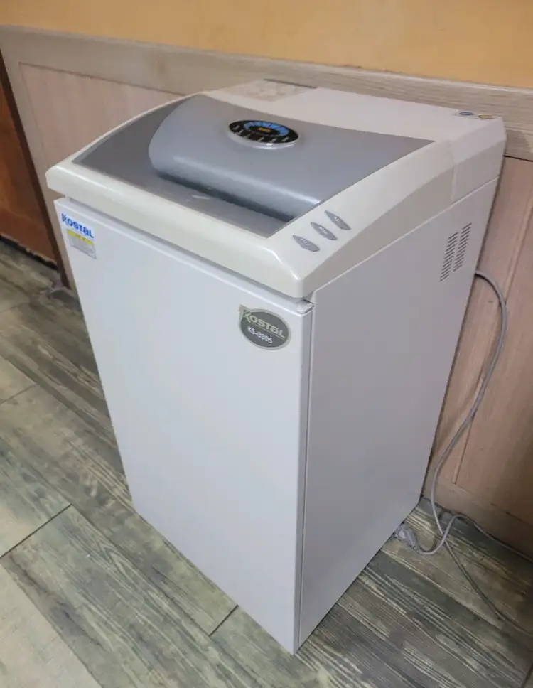 대진코스탈 세단기 파쇄기 대형 A급 KS-8305 A3용 팝니다 이미지