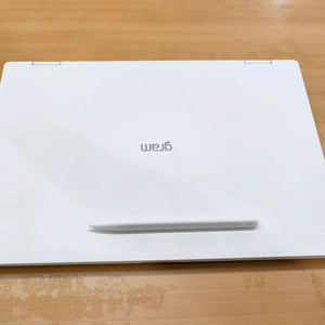 LG 그램 프로 16 360 16T90SP