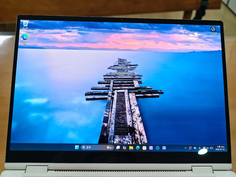 LG 그램 프로 16 360 16T90SP 이미지