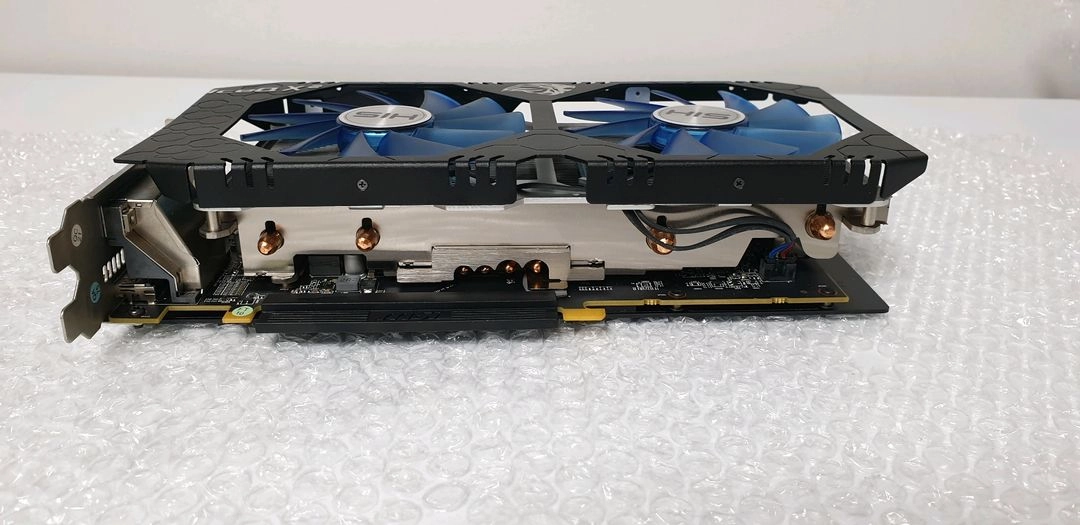 HIS 라데온 RX 590 IceQ X2 OC 8GB 그래픽카드 이미지