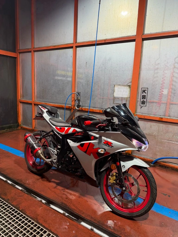 스즈키gsx-r125 21년식 이미지
