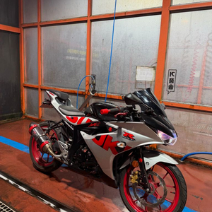 스즈키gsx-r125 21년식 이미지