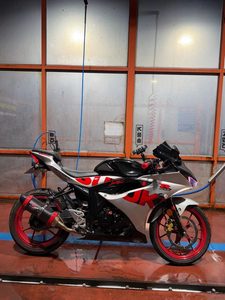 스즈키gsx-r125 21년식 이미지