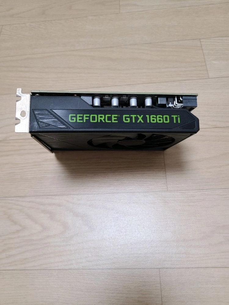 MSI GTX 1660 Ti 6GB 그래픽카드 이미지