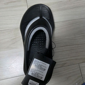 스파이더 하이플립 슬리퍼 이미지