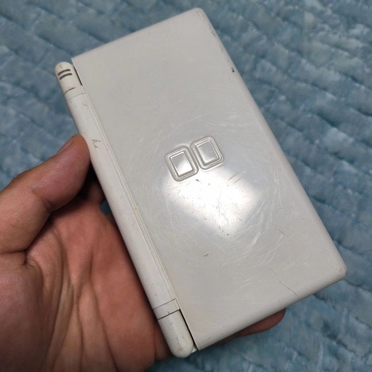 닌텐도 DS Lite 화이트 색상 - 안심되는 중고거래