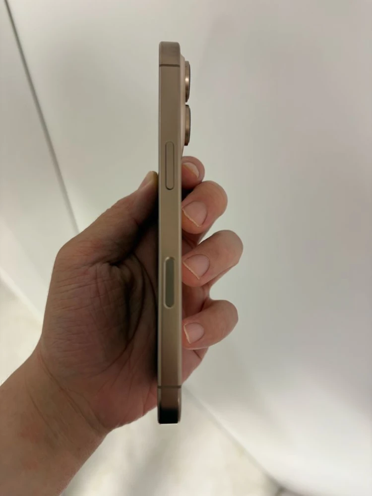 아이폰16프로 512GB 데저트골드 애플케어 포함 이미지
