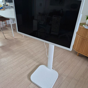 LG 스윙 거치대 STA32F +32인치 스마트모니터 32SR50F 화이트 이미지