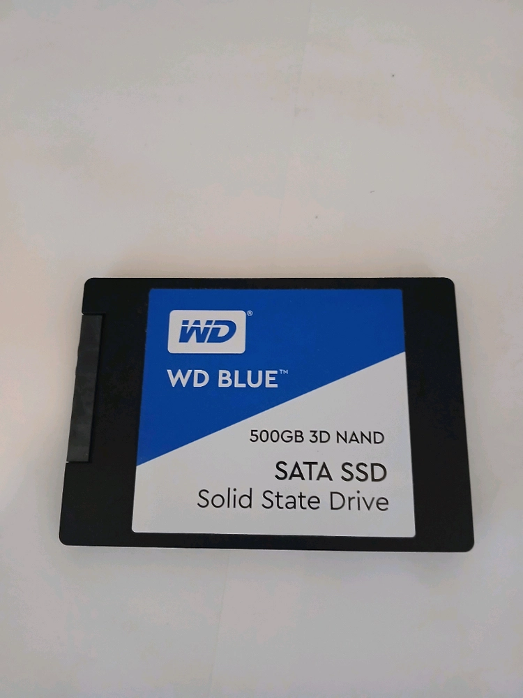 wd blue 500GB SATA SSD 이미지