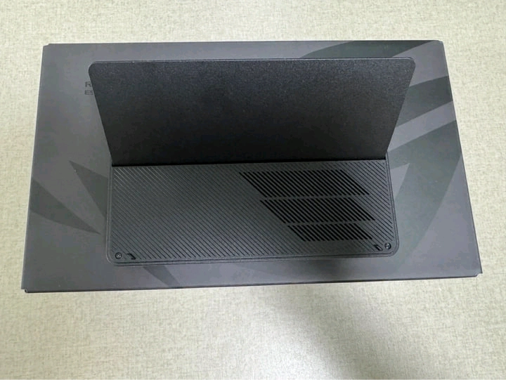 Asus rog xg mobile 5070ti egpu 팝니다Asus rog xgm 5070ti - 안심되는 중고거래