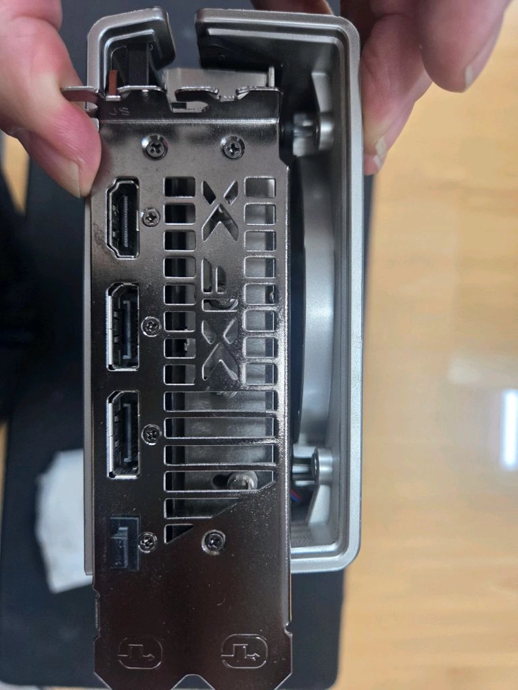 RX 6900XT 그래픽카드 이미지