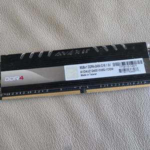 AVEXIR DDR4 8GB LED 램 이미지