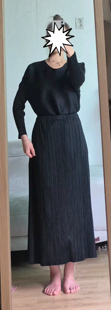 이세이미야케 플리츠플리즈 ISSEYMIYAKE 롱스컷+탱글한 일제 플리츠 탑 (핏 예술) 이미지