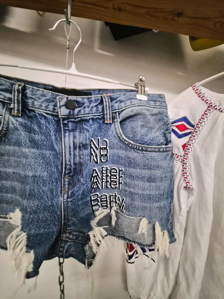 1.수입 린넨자수 블라우스 2.알렉산더왕 데님 반바지 이미지