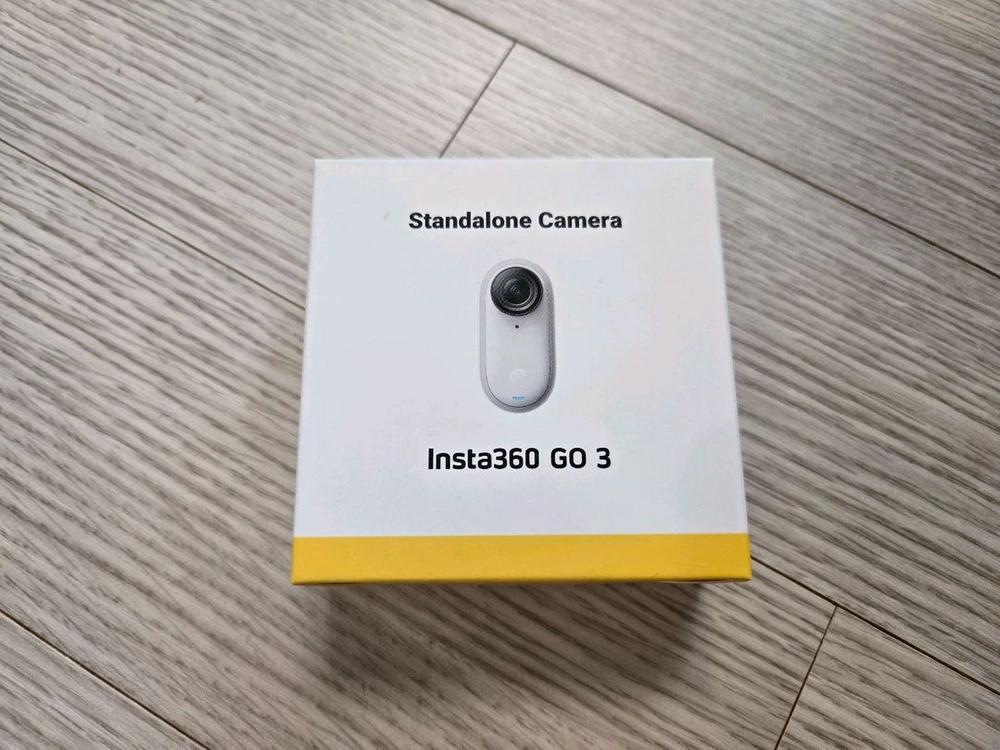 인스타360 go 3 화이트 64기가 새제품 팝니다 insta360 go3 이미지