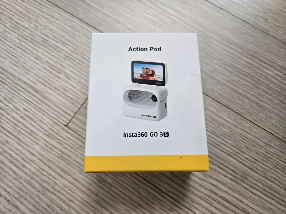 인스타360 go 3 화이트 64기가 새제품 팝니다 insta360 go3 이미지