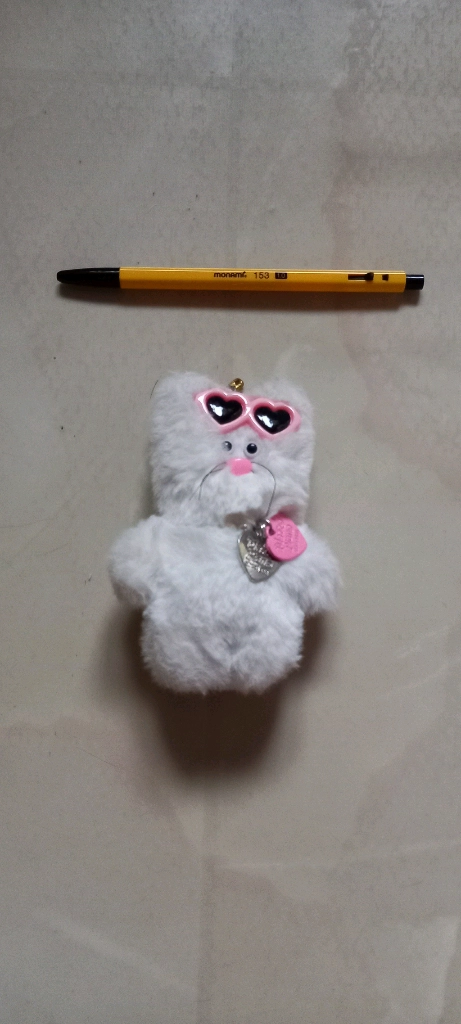 하트 선글라스 털뭉치 냥이 키링 이미지