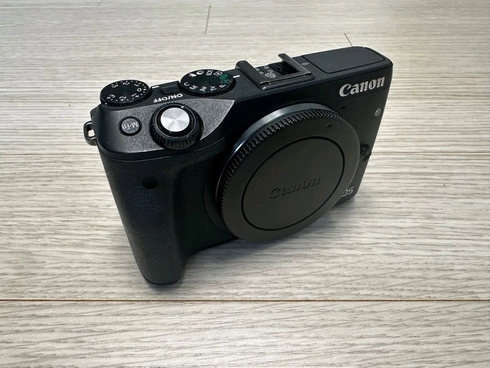 캐논 EOS M3 블랙 바디 판매합니다 이미지