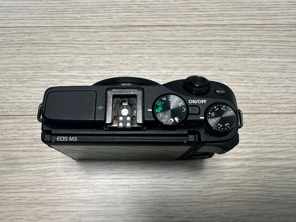캐논 EOS M3 블랙 바디 판매합니다 이미지