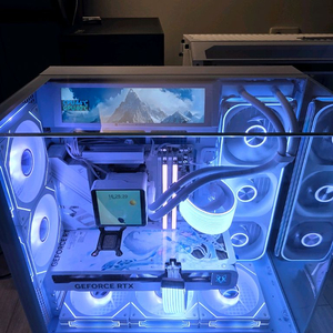 라이젠7 9800X3D RTX5080 화이트PC 본체 팝니다 이미지