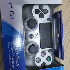 PS4 듀얼쇼크4 티타늄 미사용 신품 이미지