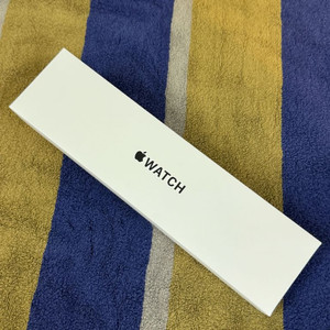 애플워치 SE 2세대 44mm 스타라이트 이미지